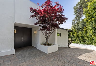 641 Walther Dr, Los Angeles, CA