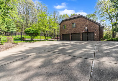 609 Lincoln Road, Bradford Woods, PA