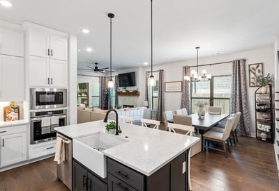 2823 N Whistle Post Dr, Fayetteville, AR