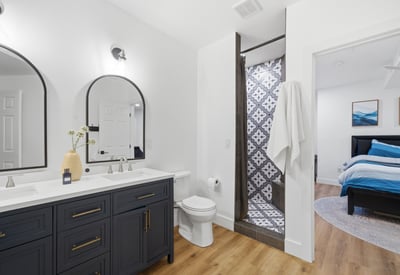 2080 Harmony Park Dr, Denver, CO