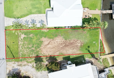 7304 S. Lagoon Drive, PANAMA CITY BEACH, FL