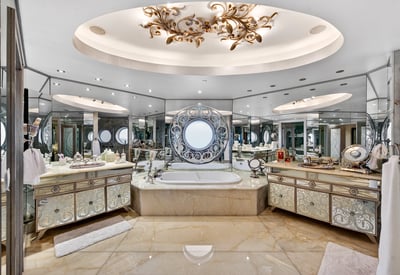 7000 Island Blvd PH-02, Aventura, FL