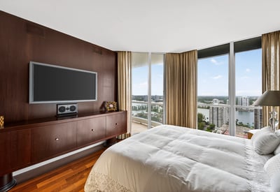 7000 Island Blvd PH-02, Aventura, FL