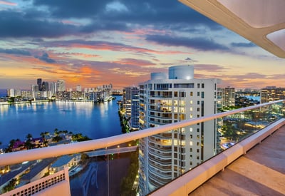 7000 Island Blvd PH-02, Aventura, FL