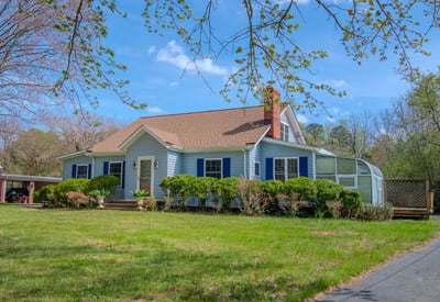 2667 White Chapel Road, Lively, VA