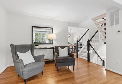 6033 Hydrangea Dr, Alexandria, VA