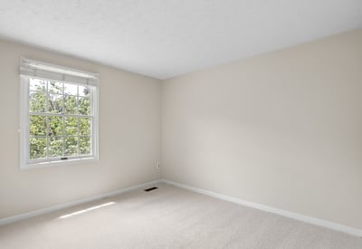 6033 Hydrangea Dr, Alexandria, VA