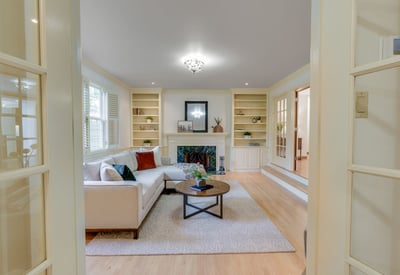 9025 NW Ash St., Portland, OR