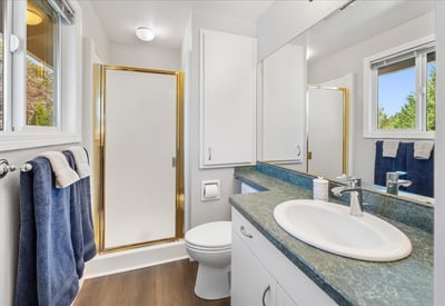 6990 SW Heath Pl, Beaverton, OR