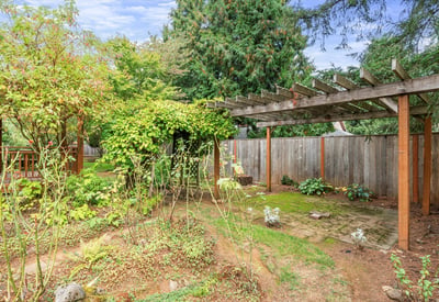 6238 SW McEwan Rd, Lake Oswego, OR