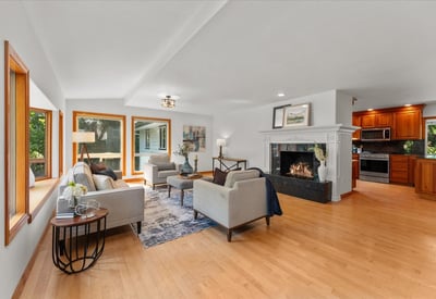 9150 SW Salmon St, Portland, OR