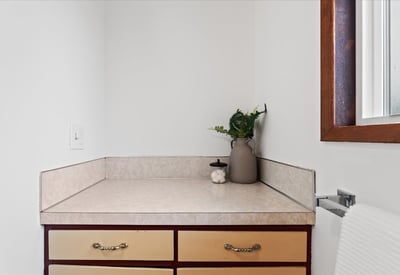 10860 NE Oregon Street, Portland, OR