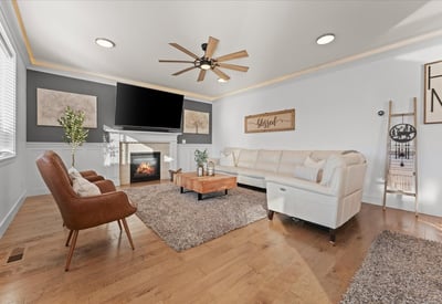13920 S Lucia Lane, Mulino, OR