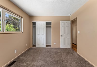 10100 SE Walnut Drive, Happy Valley, OR