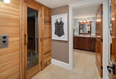 8617 NE 20th Street, Clyde Hill, WA