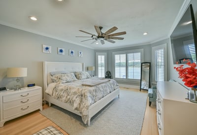 15 Bates Grove Rd, Webster, MA