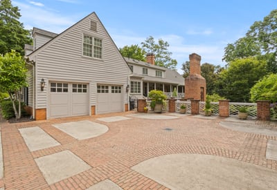 Courtyard view to home