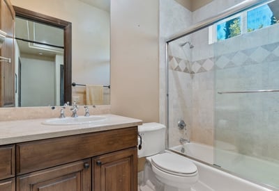 9717 Winter Palace Dr, Las Vegas, NV