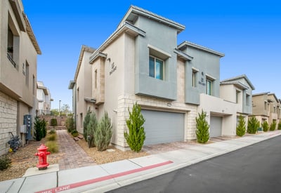 600 N. Carriage Hill Dr. #1045, Las Vegas, NV