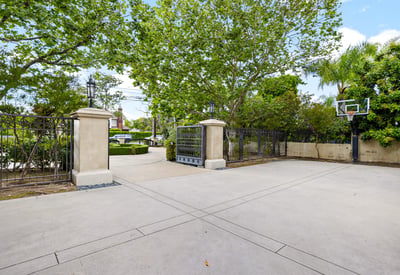 1128 S 6th Ave, Arcadia, CA