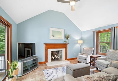 4 Lawson Farm Road, Londonderry, NH