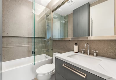 1 strathgowan avenue, Suite 710, Toronto, ON