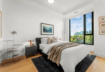 1 strathgowan avenue, Suite 710, Toronto, ON
