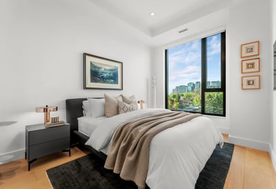 1 strathgowan avenue, Suite 710, Toronto, ON