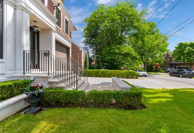 224 St Leonards Ave, Toronto, ON