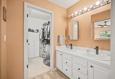 16600 La Fleur Drive, 13, East Lansing, MI