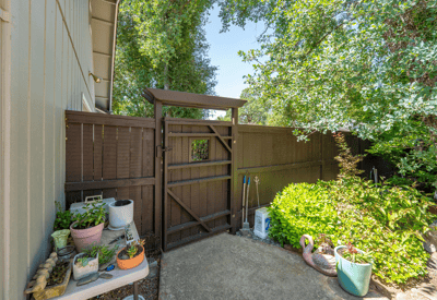 2364 La Madre Court, Redding, CA
