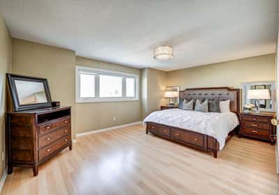 1067 Blueheron Blvd, Mississauga, ON