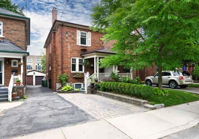 17 Elvina Gardens, Toronto, ON