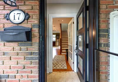 17 Elvina Gardens, Toronto, ON