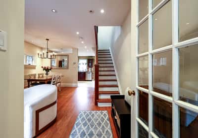17 Elvina Gardens, Toronto, ON