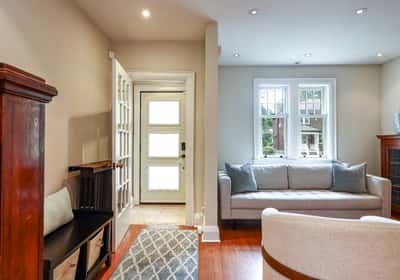 17 Elvina Gardens, Toronto, ON