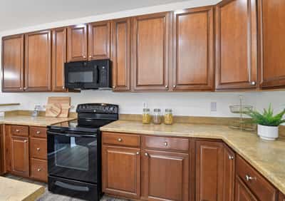 Plenty of room for every kitchen essentials.