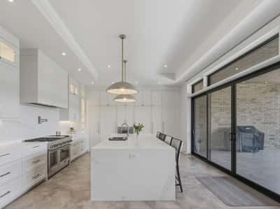 46 Steeplechase Avenue, Aurora, ON