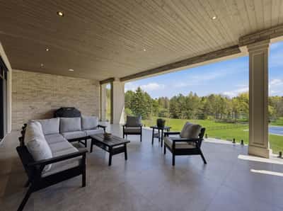 46 Steeplechase Avenue, Aurora, ON