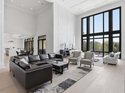 46 Steeplechase Avenue, Aurora, ON