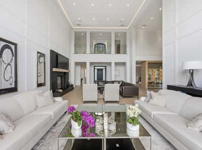 46 Steeplechase Avenue, Aurora, ON