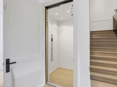 46 Steeplechase Avenue, Aurora, ON