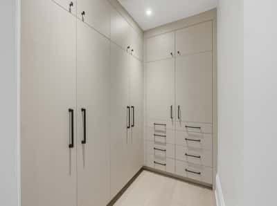 46 Steeplechase Avenue, Aurora, ON