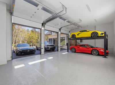 46 Steeplechase Avenue, Aurora, ON