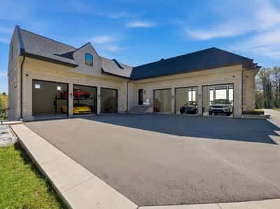 46 Steeplechase Avenue, Aurora, ON