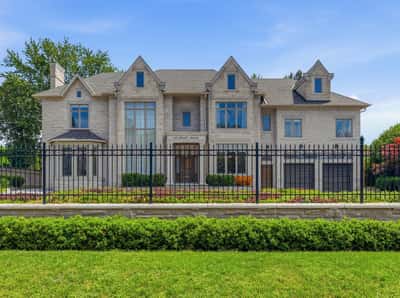 129 Arnold Avenue, Thornhill, ON