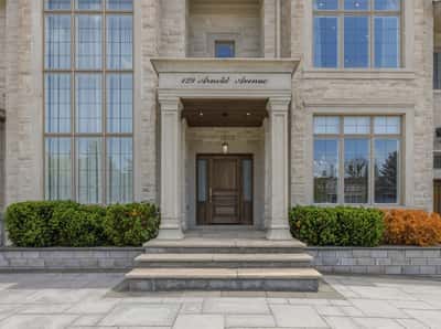129 Arnold Avenue, Thornhill, ON