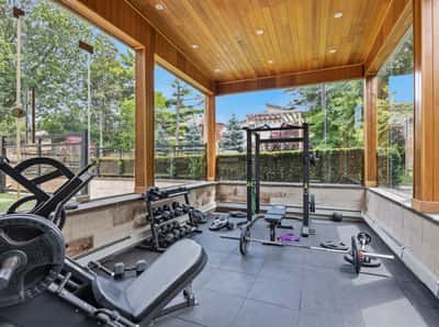 129 Arnold Avenue, Thornhill, ON