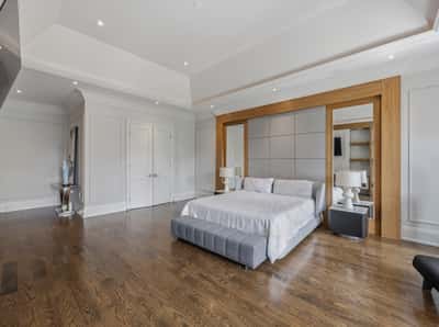 129 Arnold Avenue, Thornhill, ON
