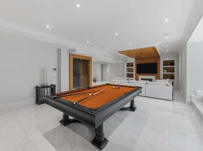 129 Arnold Avenue, Thornhill, ON